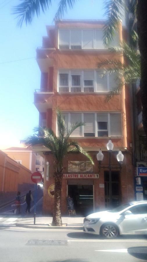 Estudio 54 Centro Alicante Exterior foto